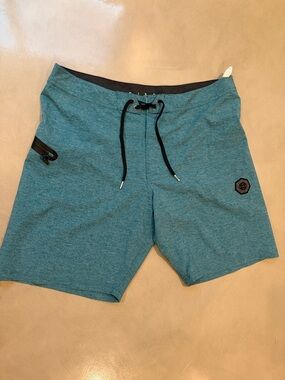 VISSLA Teal Athletic Swim Shorts with Black Drawstring